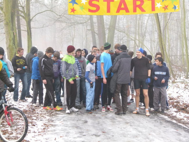 Gwiazdkowe bieganie w Karczmie Borowej (zdjęcia)