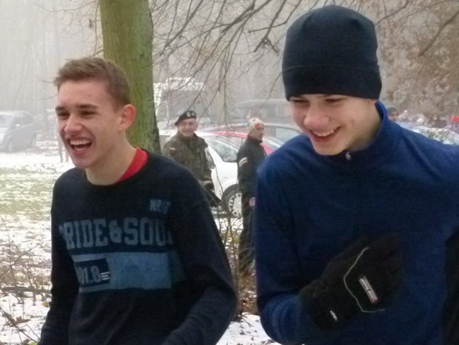 Gwiazdkowe bieganie w Karczmie Borowej (zdjęcia)