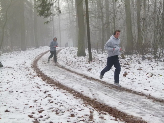 Gwiazdkowe bieganie w Karczmie Borowej (zdjęcia)