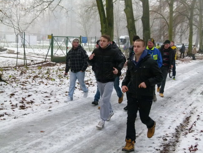 Gwiazdkowe bieganie w Karczmie Borowej (zdjęcia)