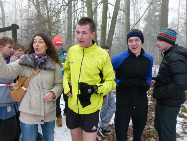 Gwiazdkowe bieganie w Karczmie Borowej (zdjęcia)