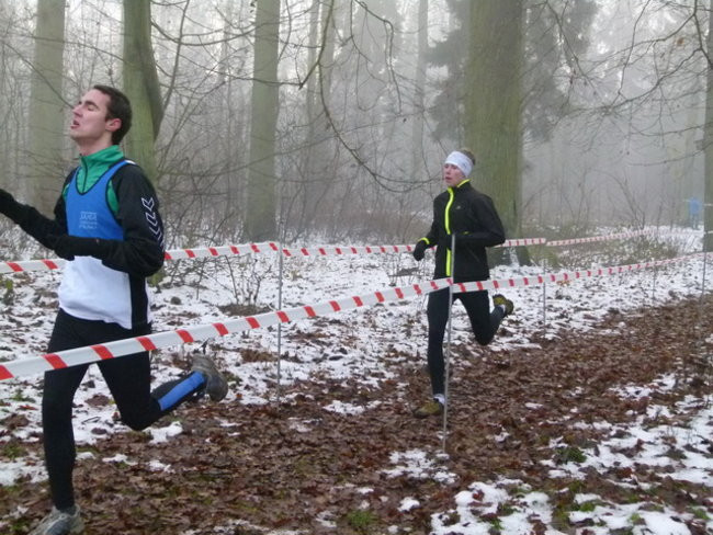 Gwiazdkowe bieganie w Karczmie Borowej (zdjęcia)