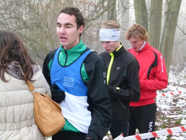 Gwiazdkowe bieganie w Karczmie Borowej (zdjęcia)