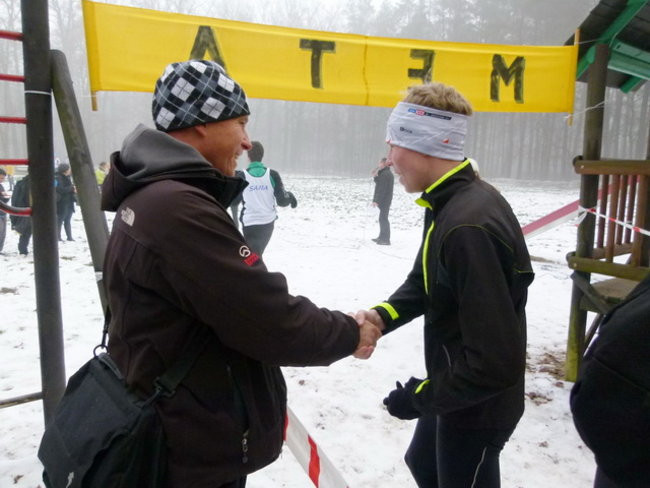Gwiazdkowe bieganie w Karczmie Borowej (zdjęcia)