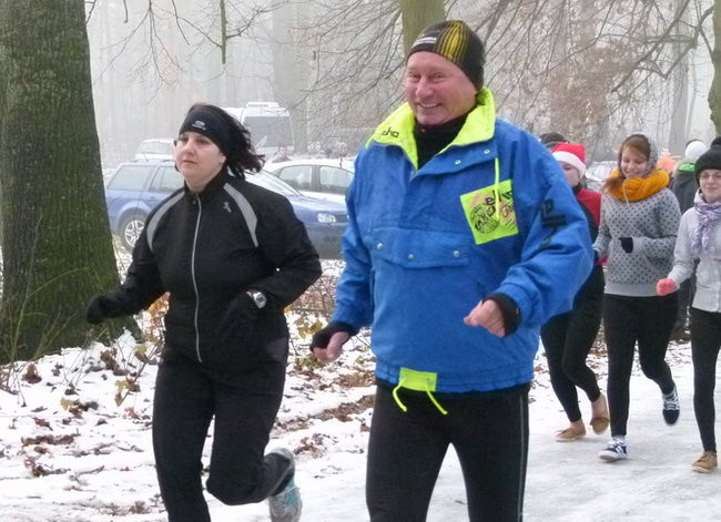 Gwiazdkowe bieganie w Karczmie Borowej (zdjęcia)