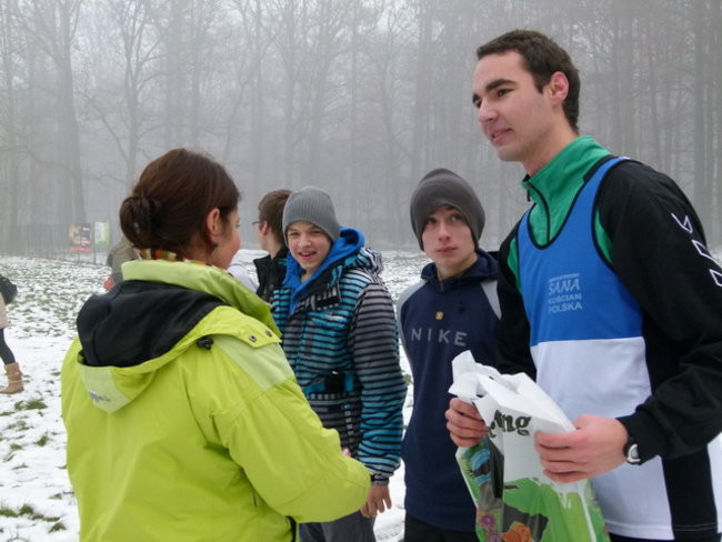 Gwiazdkowe bieganie w Karczmie Borowej (zdjęcia)