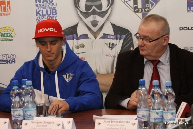 Unia już w komplecie! ( zdjęcia)