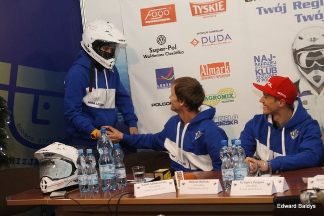 Unia już w komplecie! ( zdjęcia)