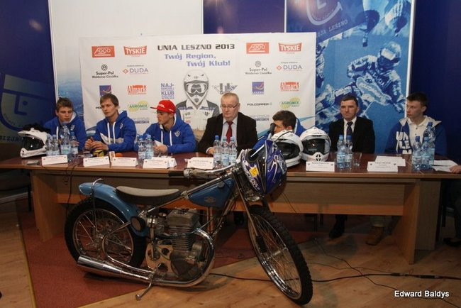 Unia już w komplecie! ( zdjęcia)