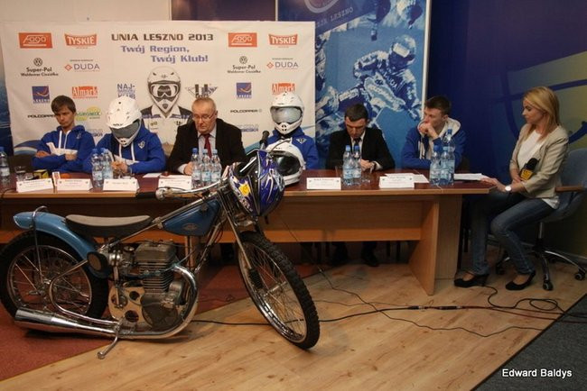 Unia już w komplecie! ( zdjęcia)