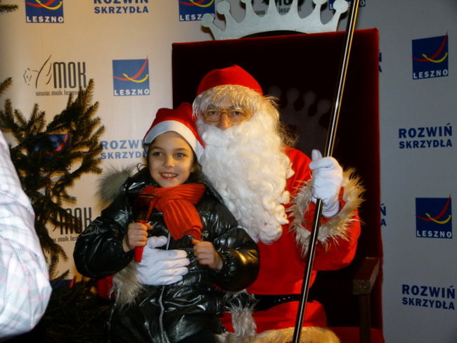 Koncert Świąteczny na rynku w Lesznie (zdjęcia)