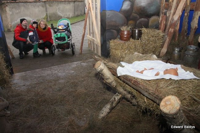 Wspólna praca parafian z Rydzyny (zdjęcia)