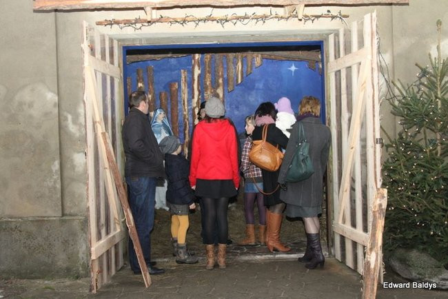 Wspólna praca parafian z Rydzyny (zdjęcia)