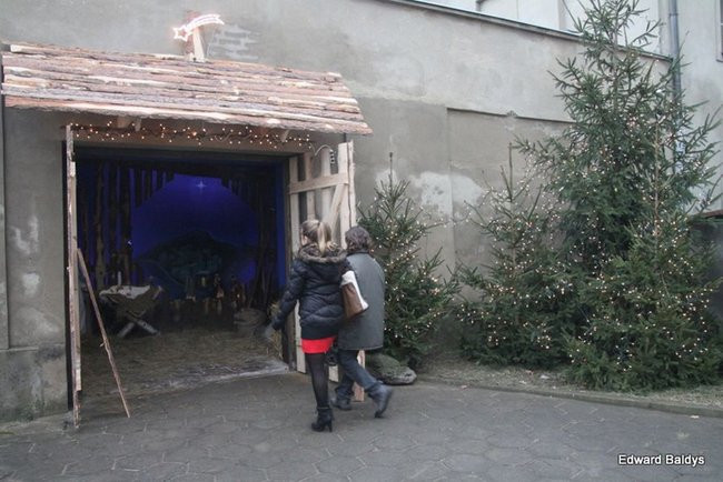 Wspólna praca parafian z Rydzyny (zdjęcia)