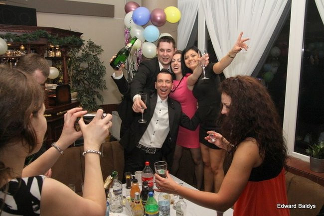 Witali Nowy Rok na lotnisku (zdjęcia)