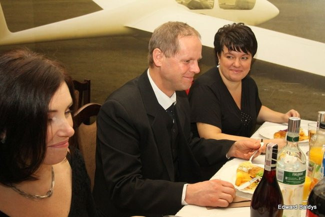 Witali Nowy Rok na lotnisku (zdjęcia)