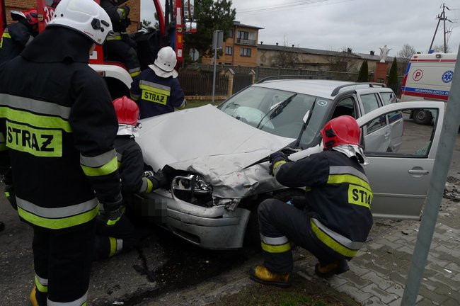 Zderzenie w Nowej Wsi (zdjęcia i wideo)