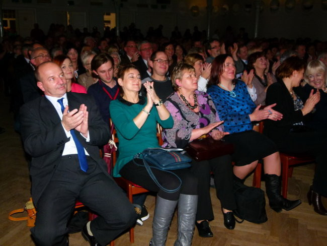 Myzyczny pojedynek pod dyrekcją Cheunga Chau