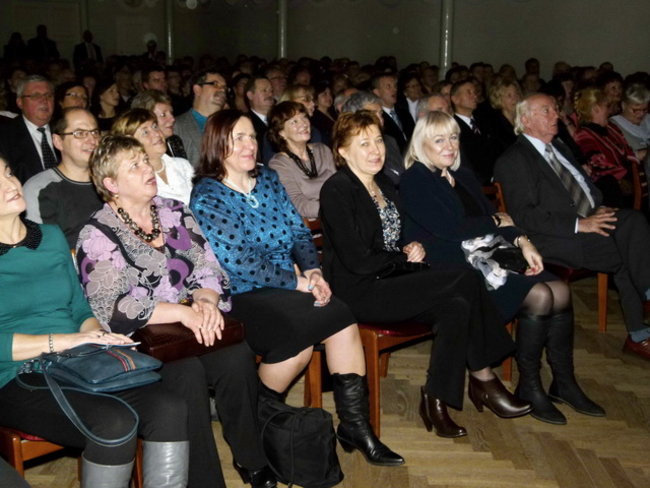 Myzyczny pojedynek pod dyrekcją Cheunga Chau