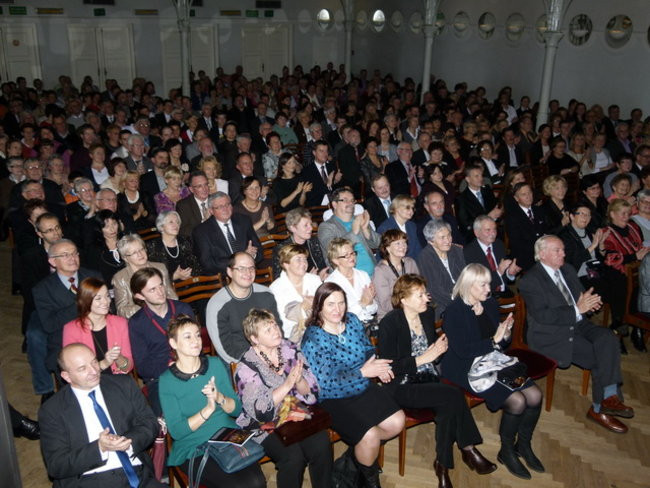 Myzyczny pojedynek pod dyrekcją Cheunga Chau