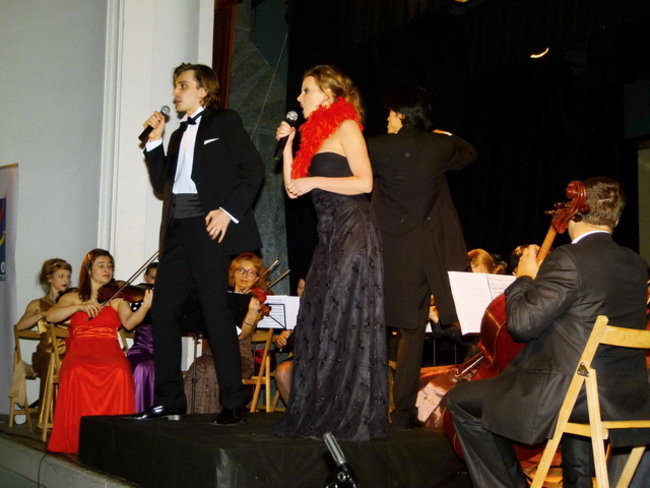 Myzyczny pojedynek pod dyrekcją Cheunga Chau