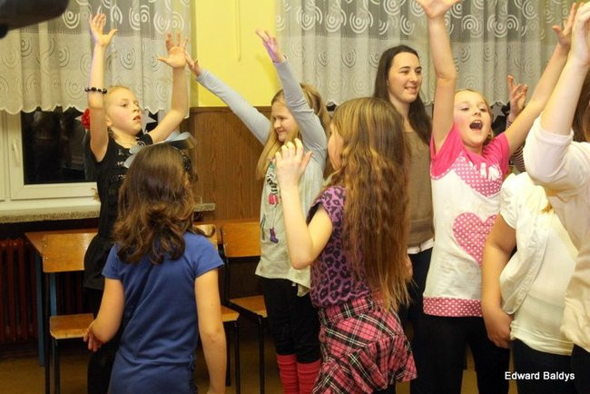 Dyskoteka trzecioklasistów w 