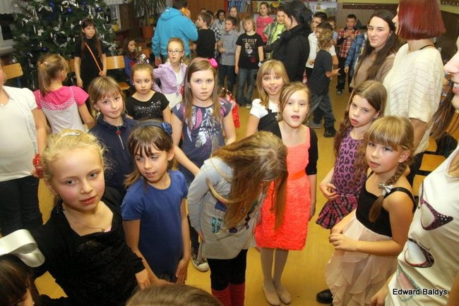 Dyskoteka trzecioklasistów w 