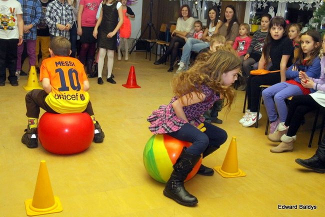 Dyskoteka trzecioklasistów w 