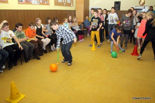 Dyskoteka trzecioklasistów w 