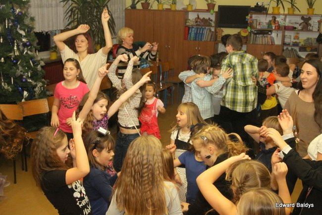 Dyskoteka trzecioklasistów w 