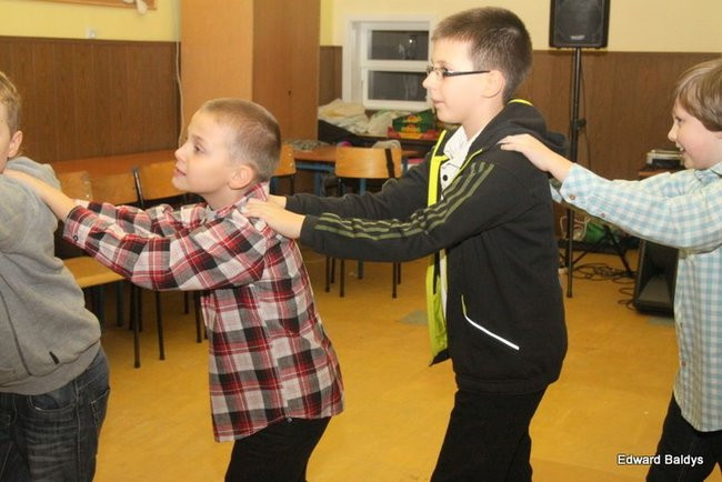 Dyskoteka trzecioklasistów w 