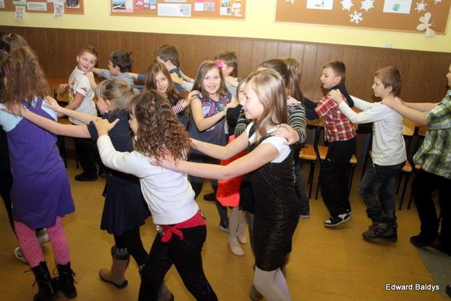 Dyskoteka trzecioklasistów w 