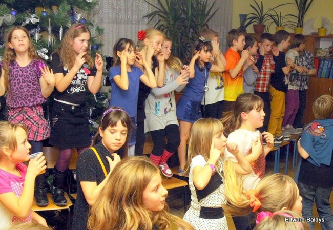 Dyskoteka trzecioklasistów w 
