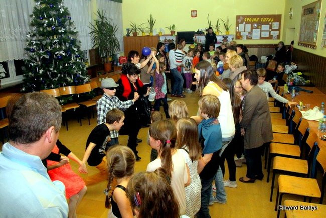 Dyskoteka trzecioklasistów w 