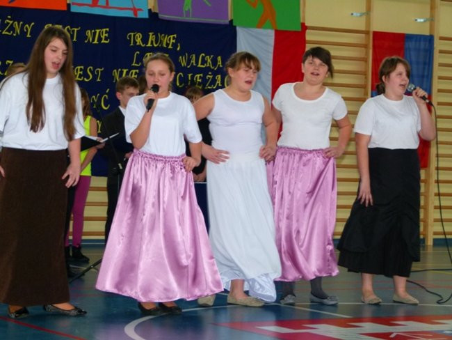 Dąbcze ma salę sportową (zdjęcia)