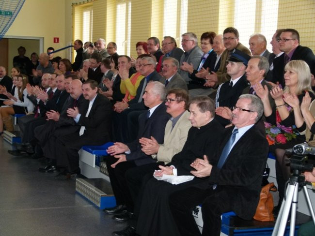 Dąbcze ma salę sportową (zdjęcia)