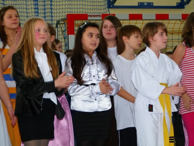 Dąbcze ma salę sportową (zdjęcia)