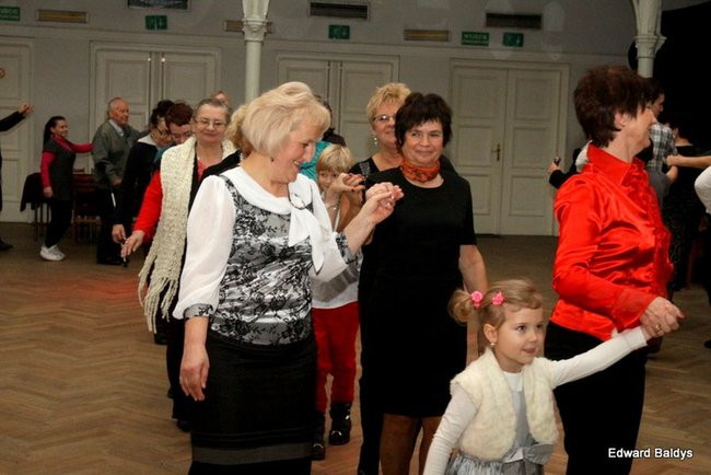 Dyskoteka międzypokoleniowa (zdjęcia)