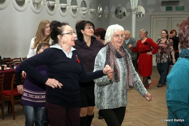 Dyskoteka międzypokoleniowa (zdjęcia)