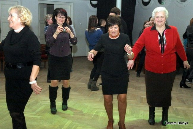 Dyskoteka międzypokoleniowa (zdjęcia)