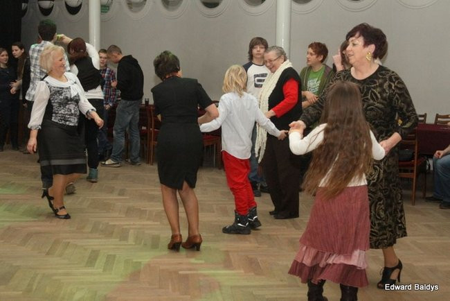 Dyskoteka międzypokoleniowa (zdjęcia)