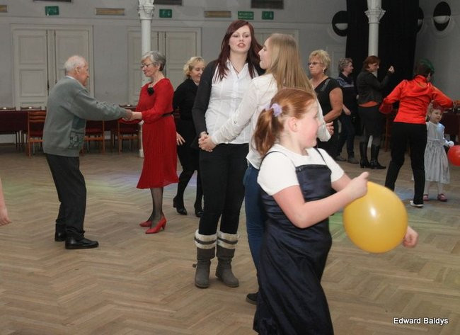 Dyskoteka międzypokoleniowa (zdjęcia)