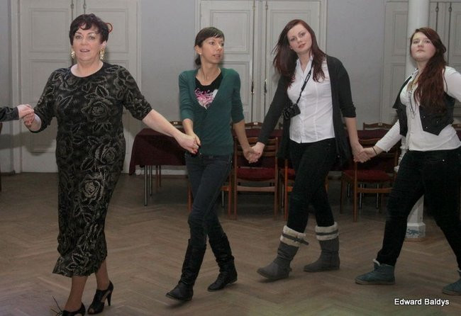 Dyskoteka międzypokoleniowa (zdjęcia)