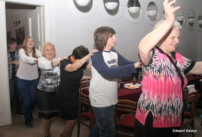 Dyskoteka międzypokoleniowa (zdjęcia)