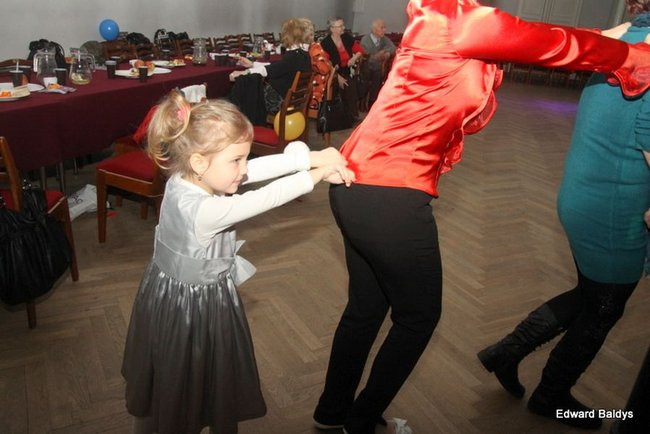 Dyskoteka międzypokoleniowa (zdjęcia)