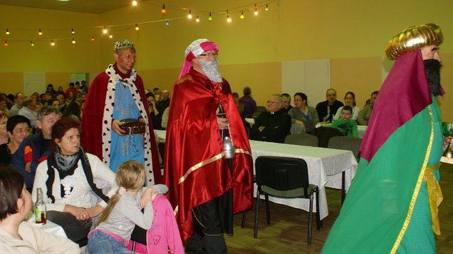 Kolorowy orszak w Wijewie (zdjęcia)