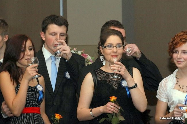 Studniówka ZSET w Finezji (zdjęcia)