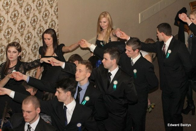 Studniówka ZSET w Finezji (zdjęcia)