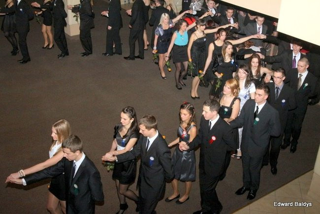 Studniówka ZSET w Finezji (zdjęcia)