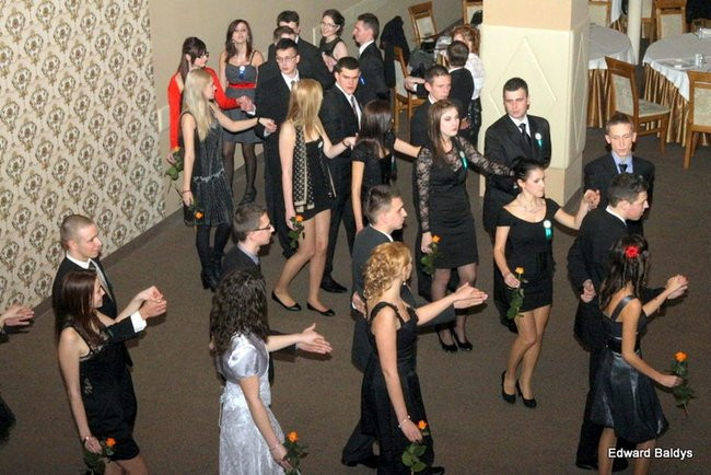 Studniówka ZSET w Finezji (zdjęcia)